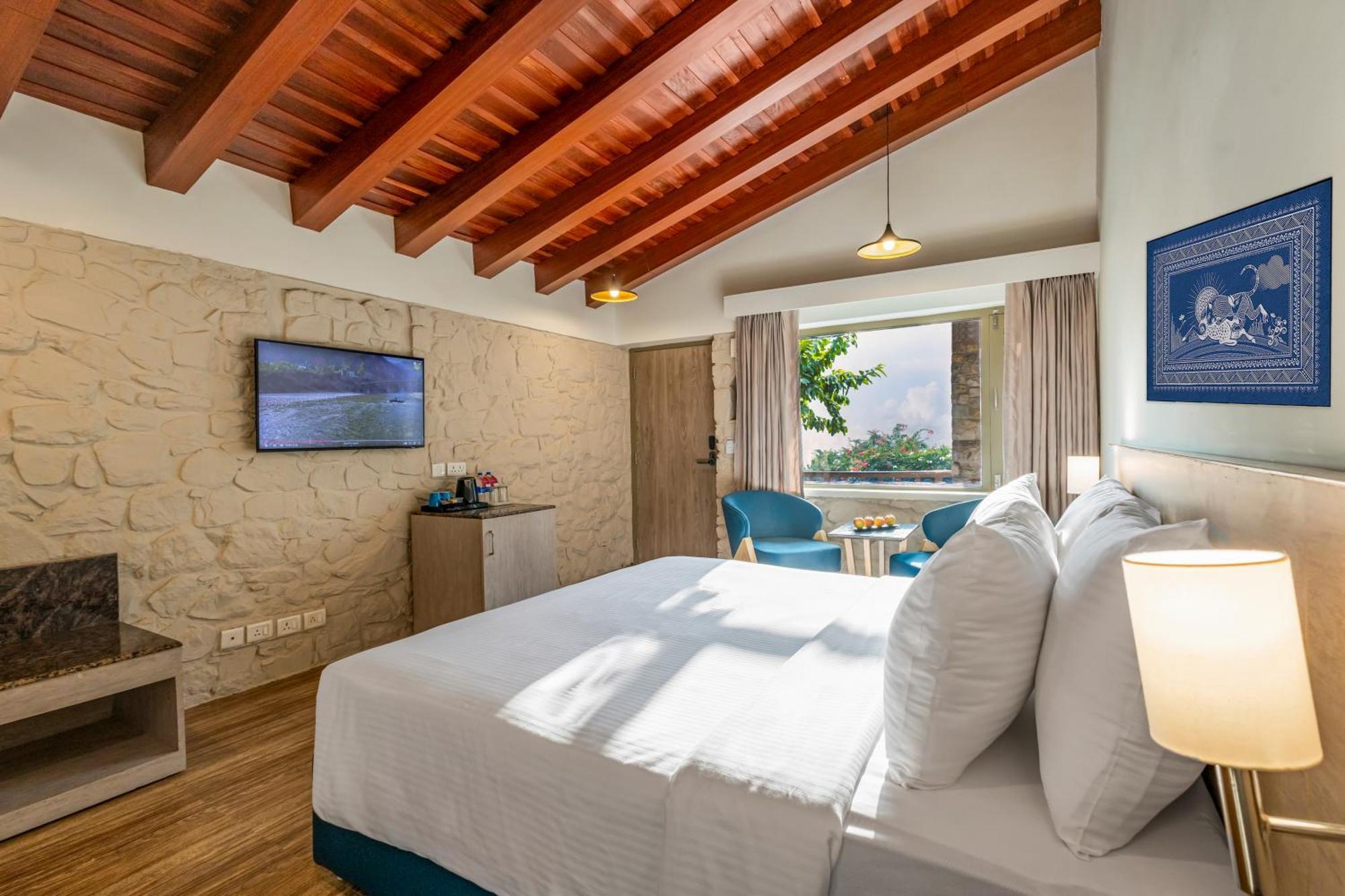 Hotel Sterling Corbett Garjia Esterno foto