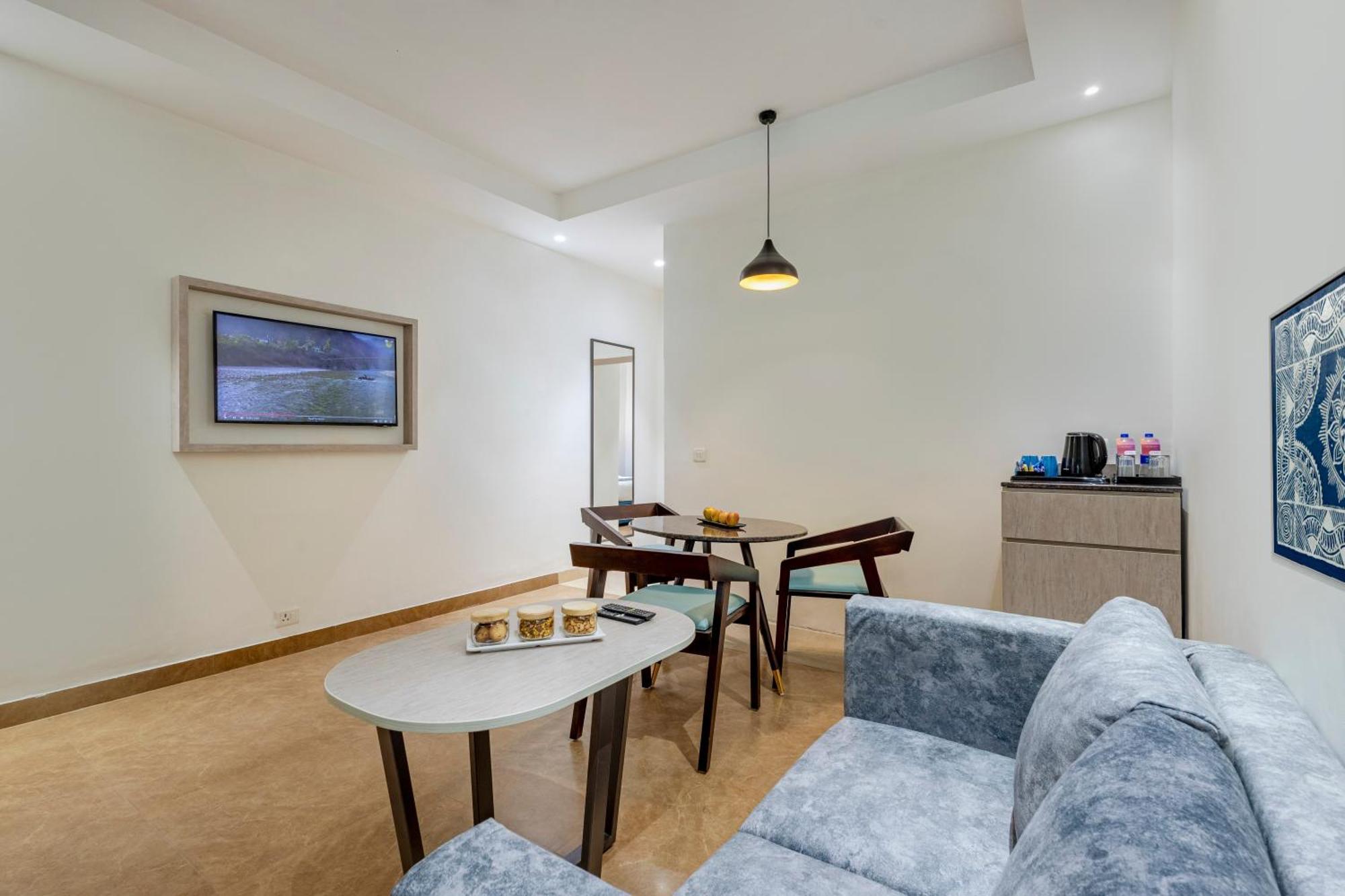 Hotel Sterling Corbett Garjia Esterno foto