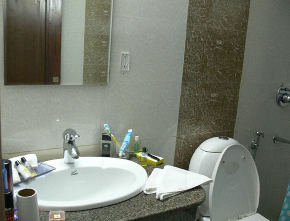 Hotel Sterling Corbett Garjia Esterno foto